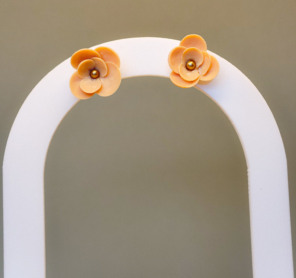 Blossom Field – Sand Studs