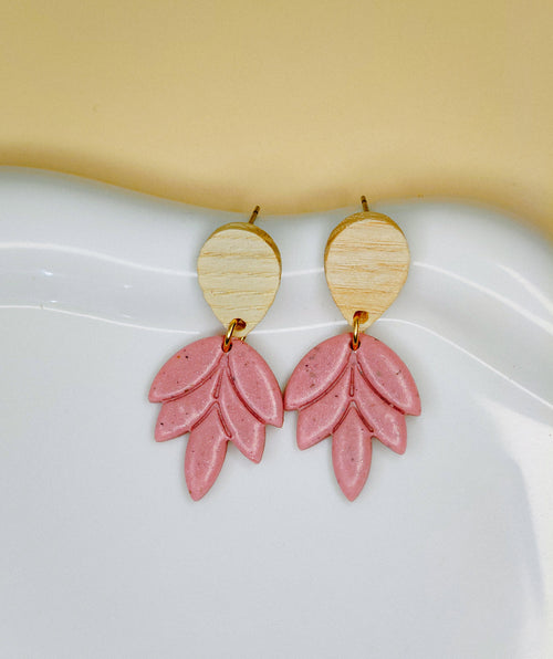 Blush Leaves