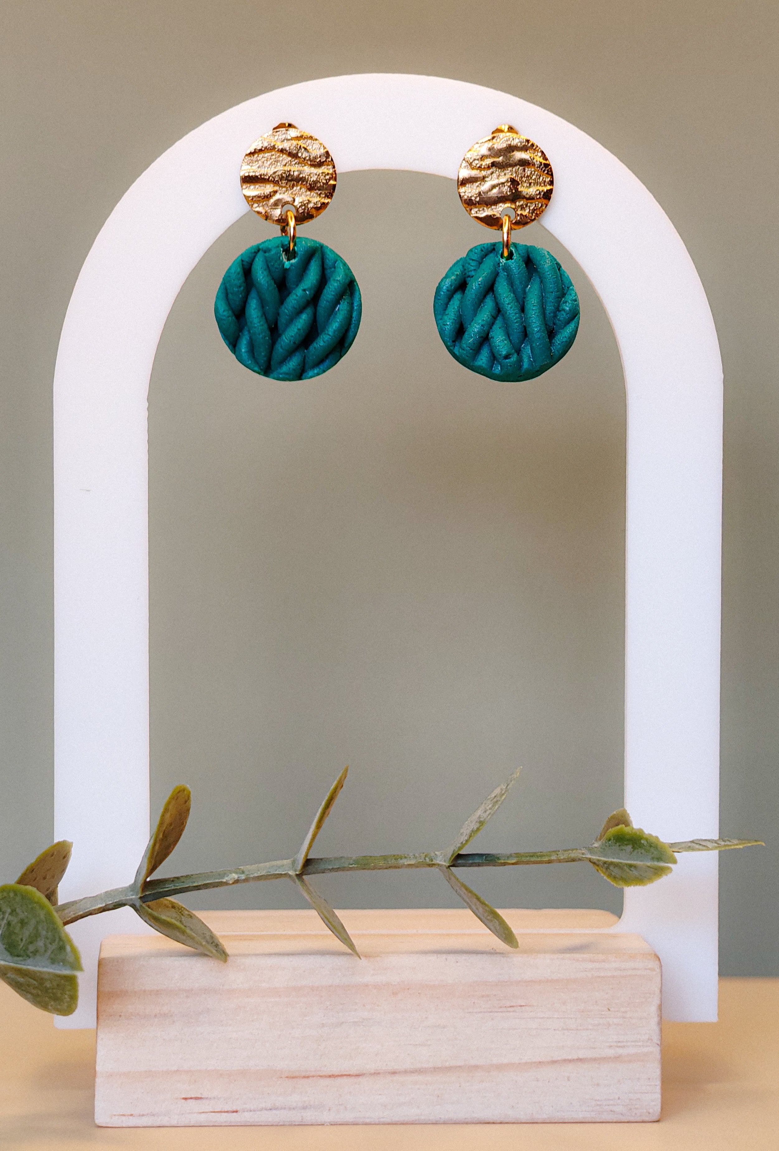 Knitted Evergreen - Rounds