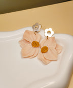 Blossom Field - Honey Bloom