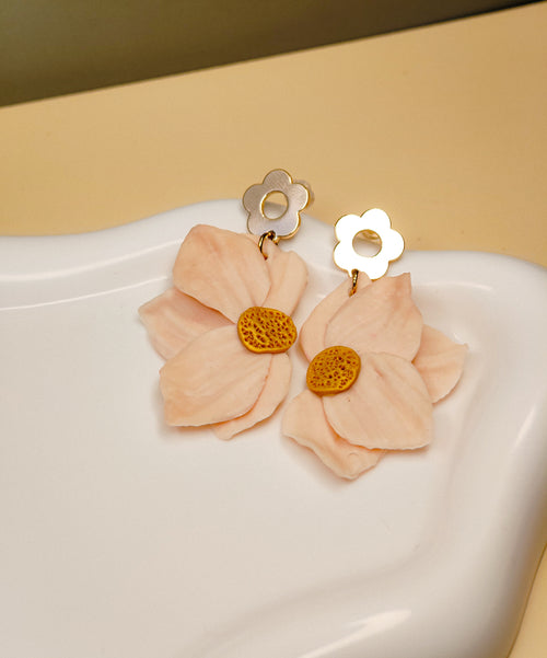 Blossom Field - Honey Bloom