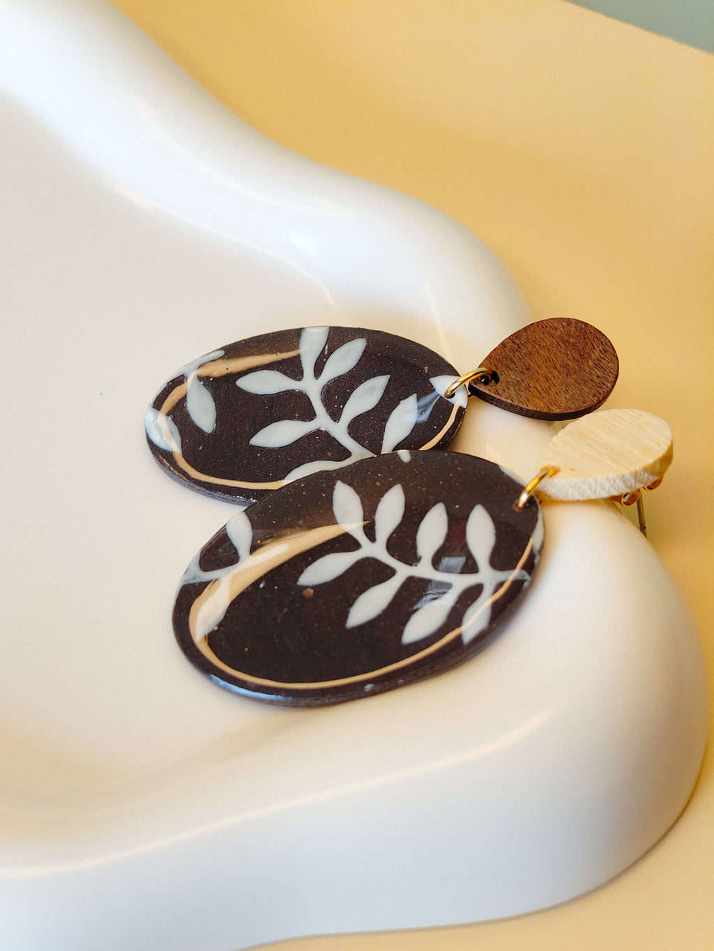 Woodland Leaves - Forest Echo