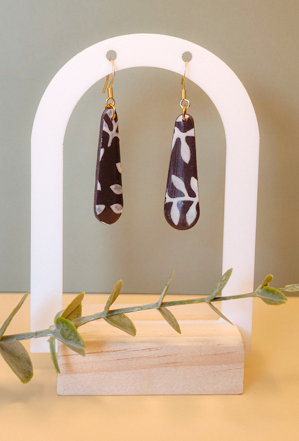 Woodland Leaves - Leafline