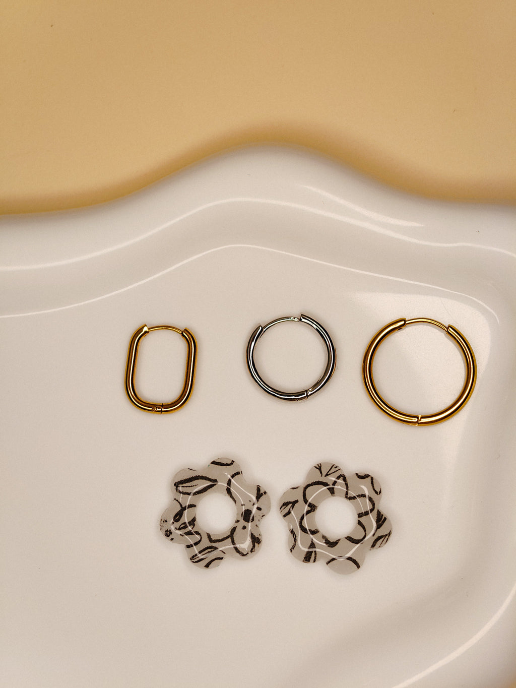 Black & White Blossoms - Ink Flower Mix&Match