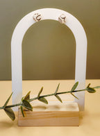 Black & White Blossoms - Bloomdot