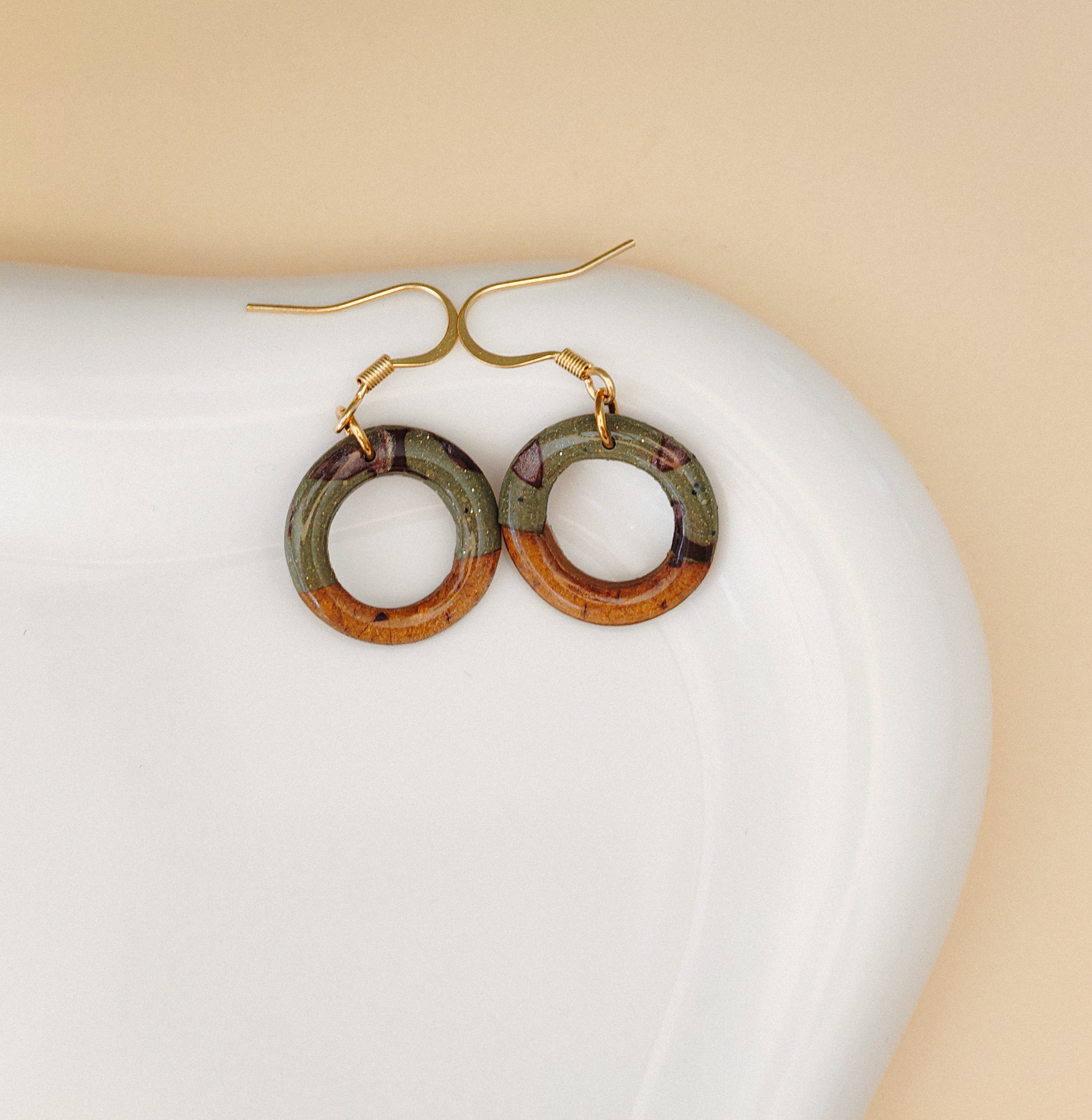 Terra Elegance – Forest Swirl Mini Gold