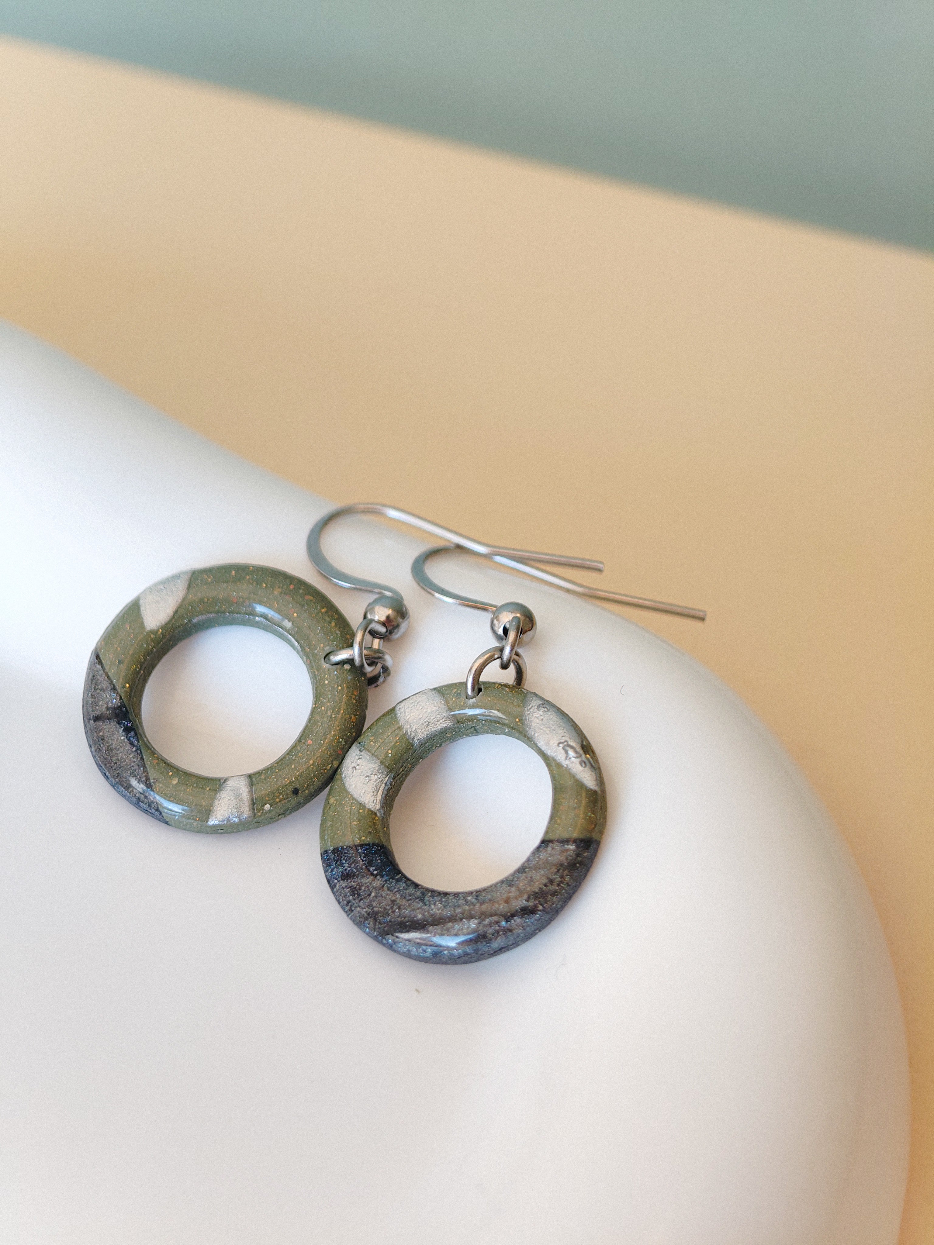 Terra Elegance – Forest Swirl Mini Silver
