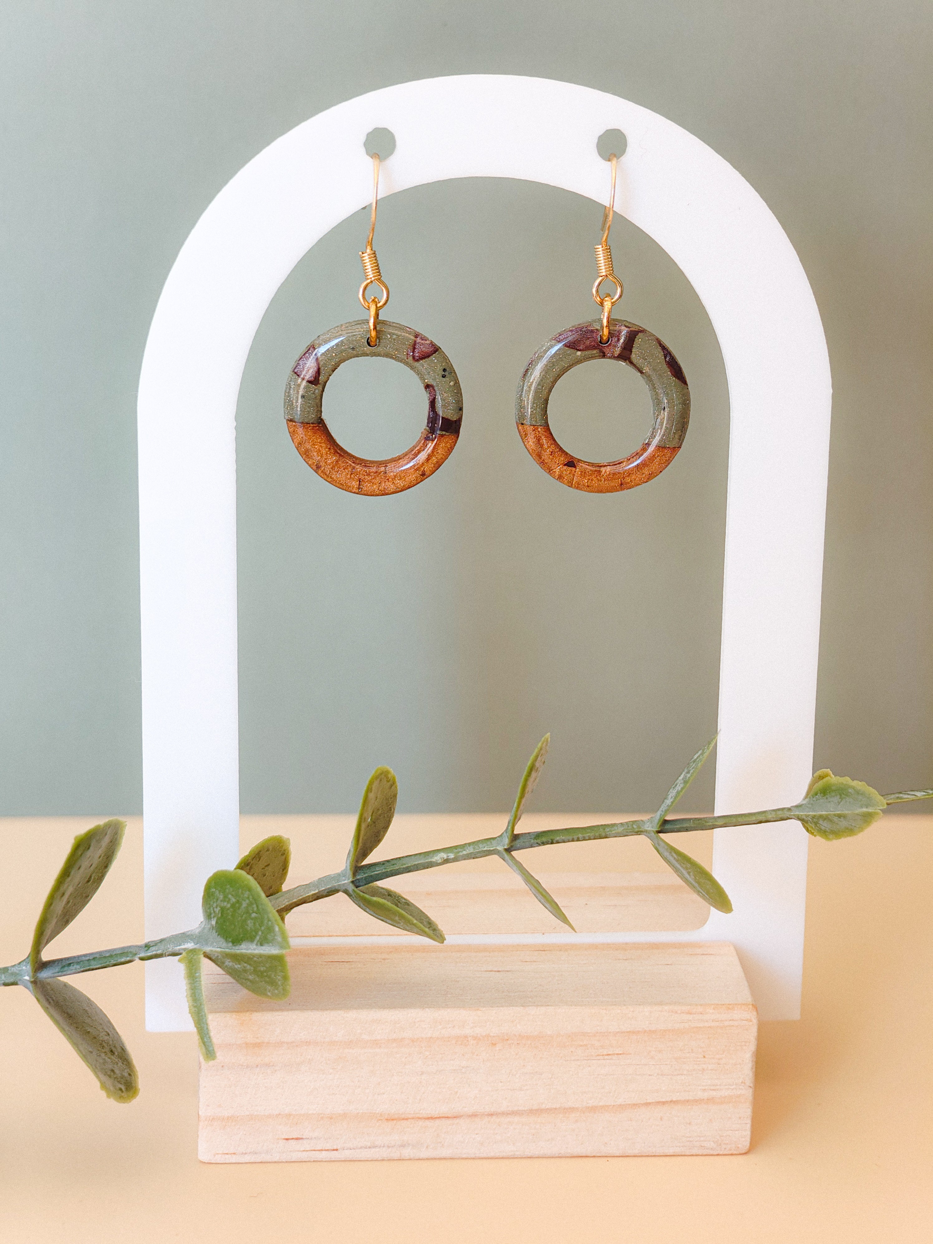Terra Elegance – Forest Swirl Mini Gold