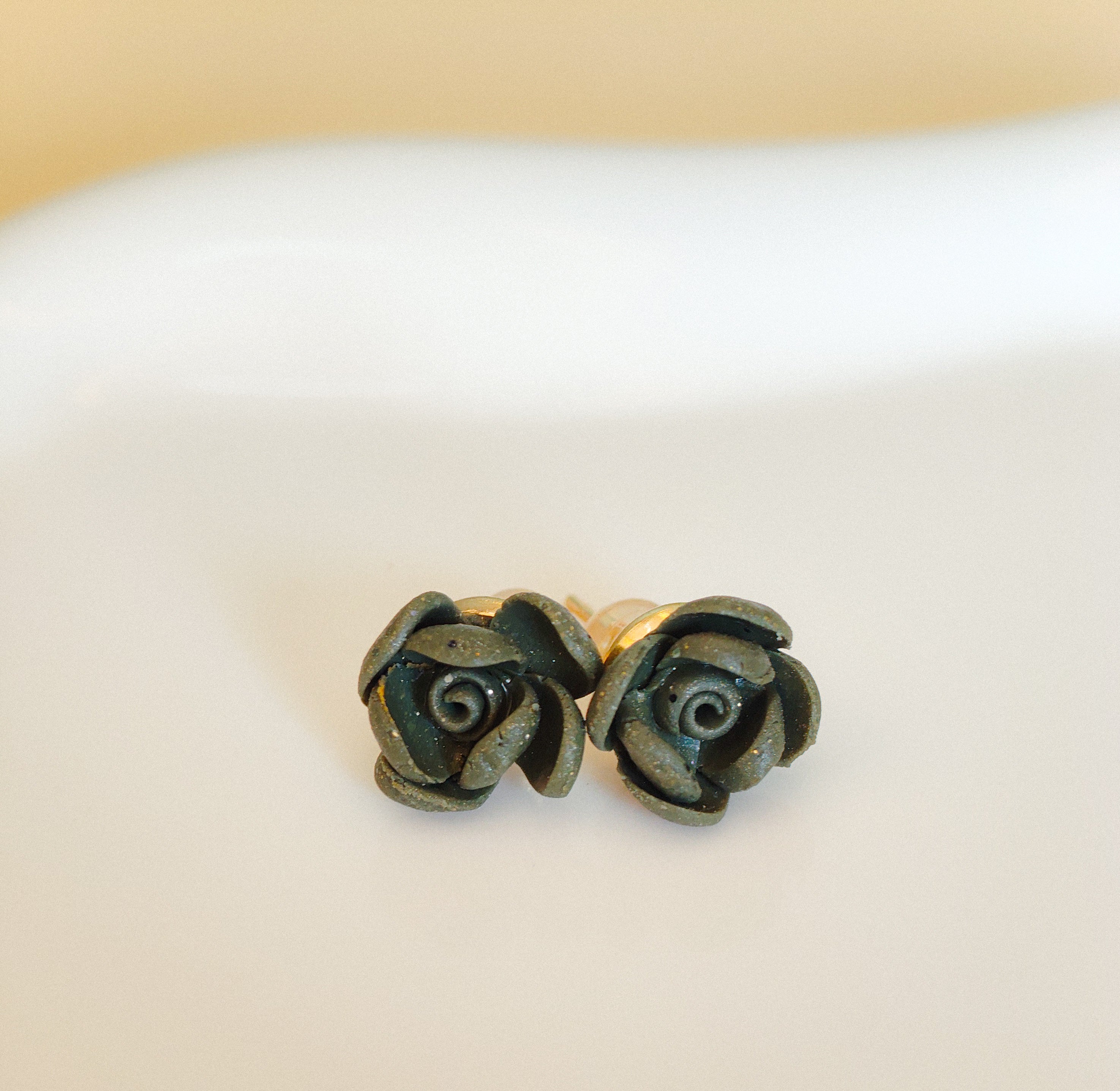 Terra Elegance - Moss Roses