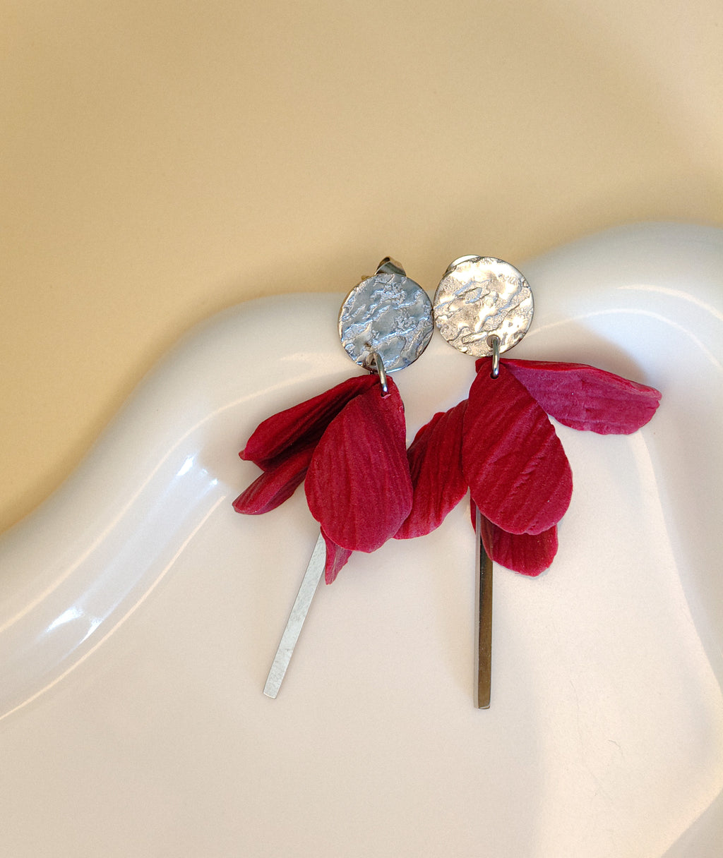 Blossom Field - Hanging Poppy