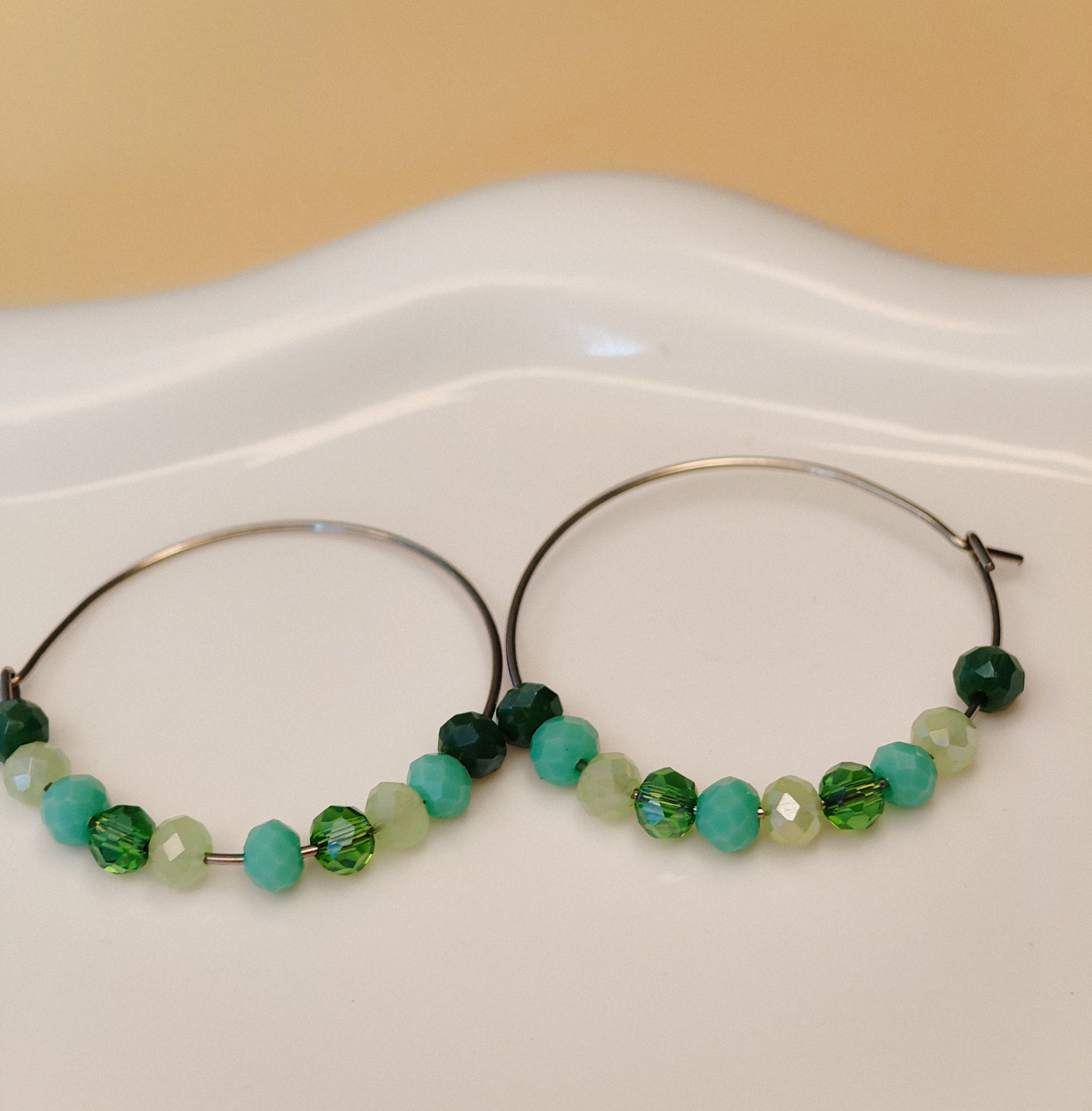 Golden Thread - Beaded Curve - Earrings
