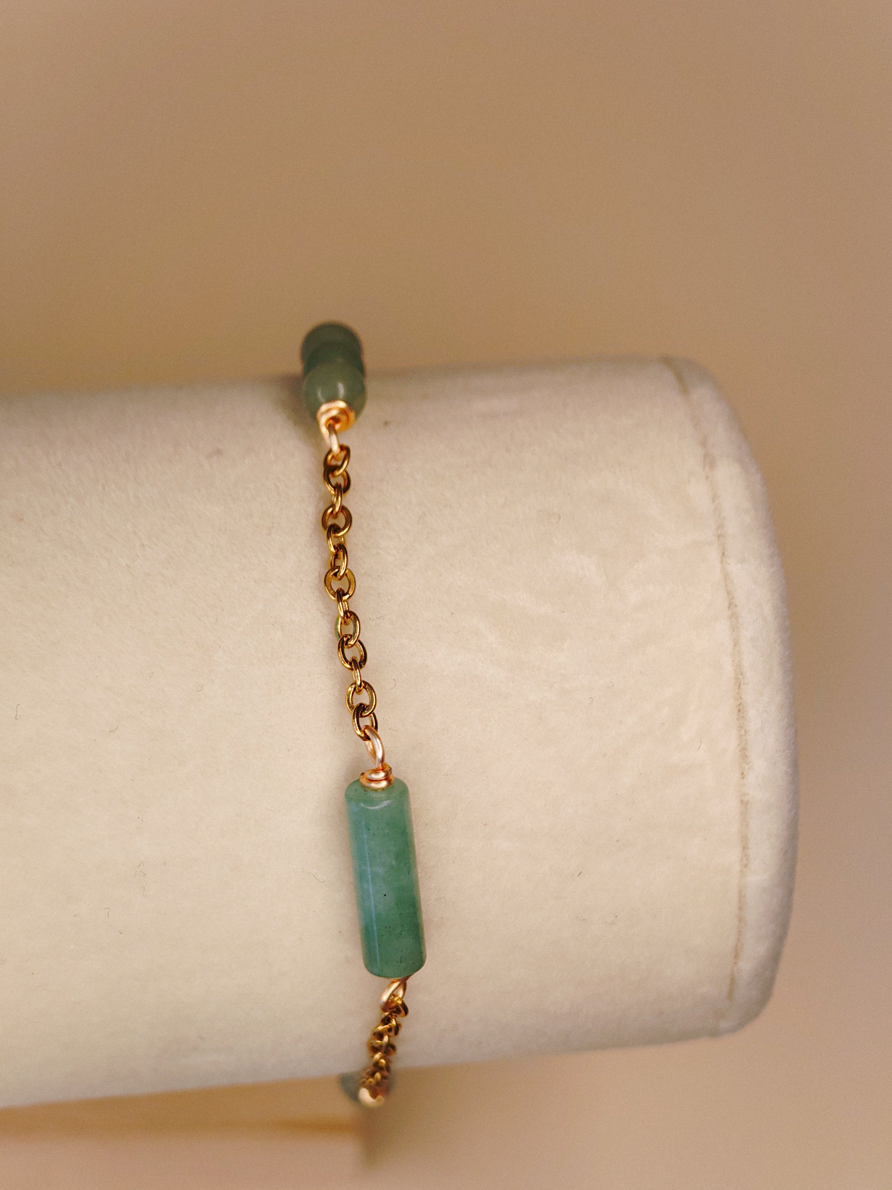 Golden Thread - Cluster - Light Green - Bracelet