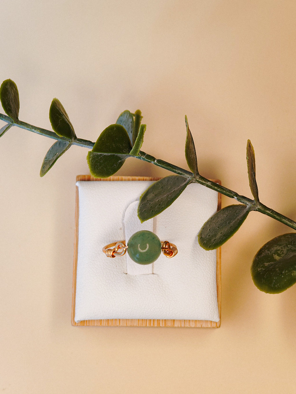 Golden Thread - Loop - Light Green - Ring