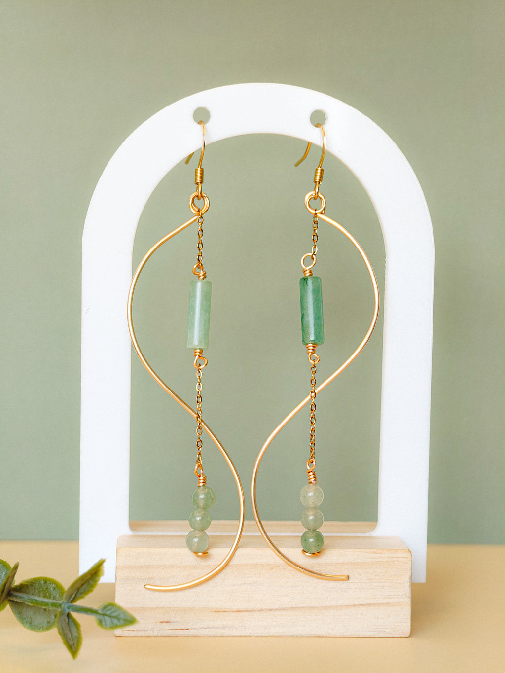 Golden Thread - Wave - Light Green - Earrings