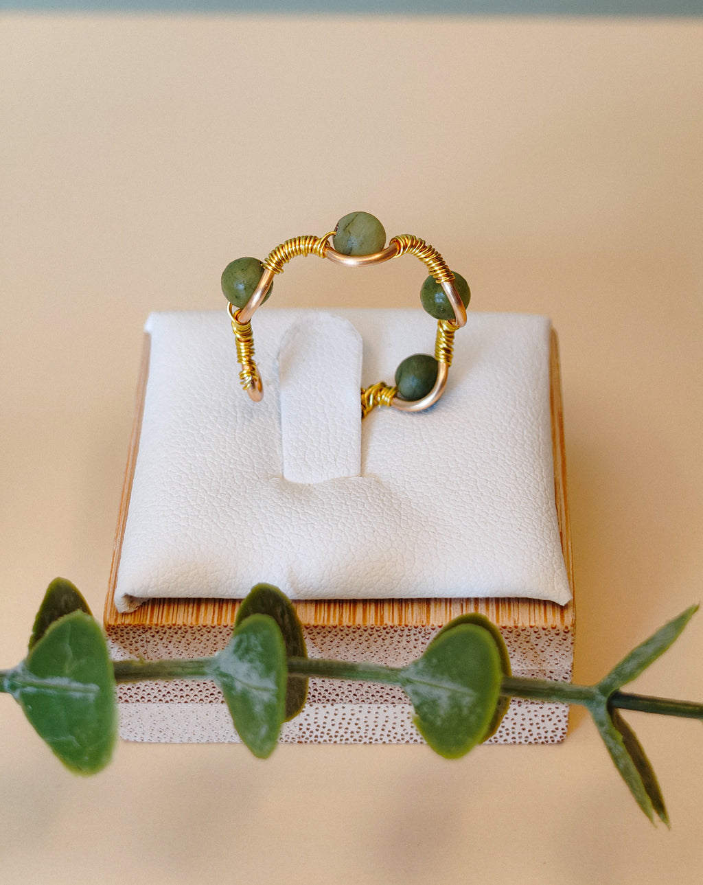 Golden Thread - Wave - Green - Ring