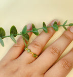 Golden Thread - Wave - Green - Ring