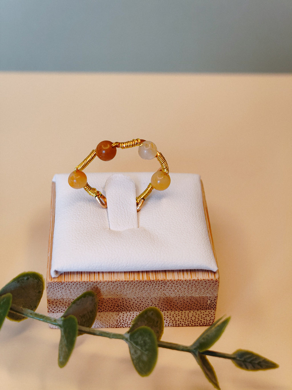 Golden Thread - Wave - Honey - Ring