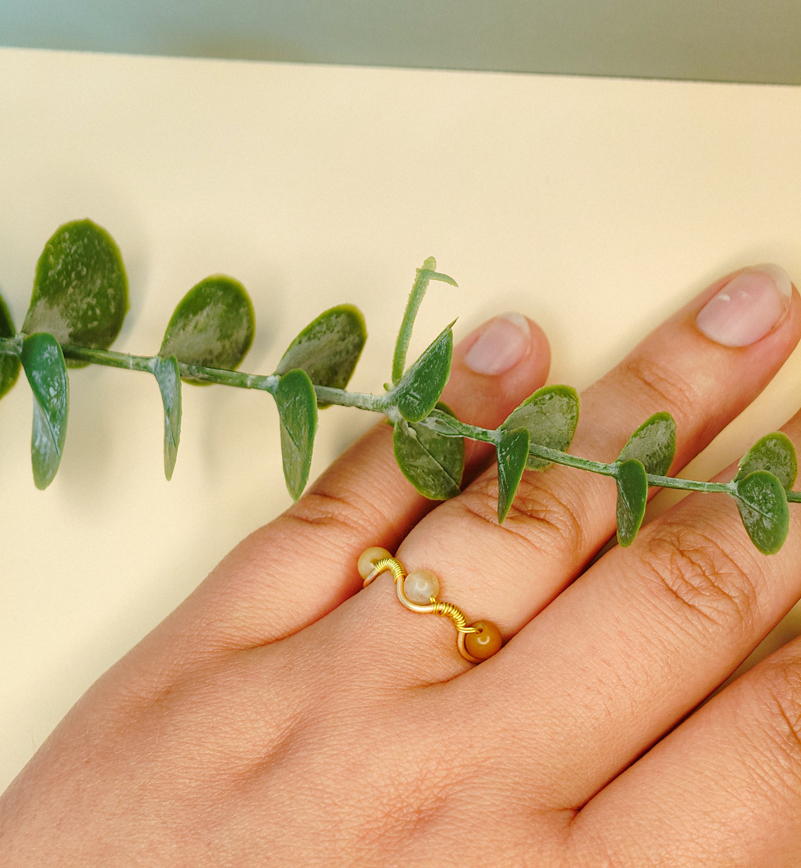 Golden Thread - Wave - Honey - Ring