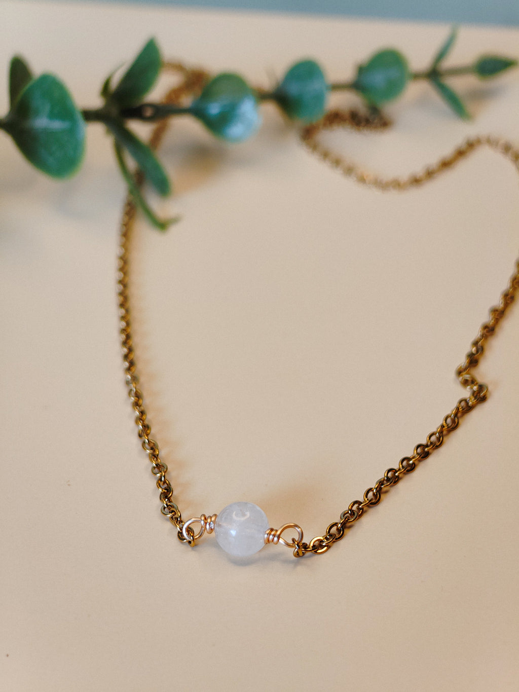 Golden Thread - Core - White - Necklace