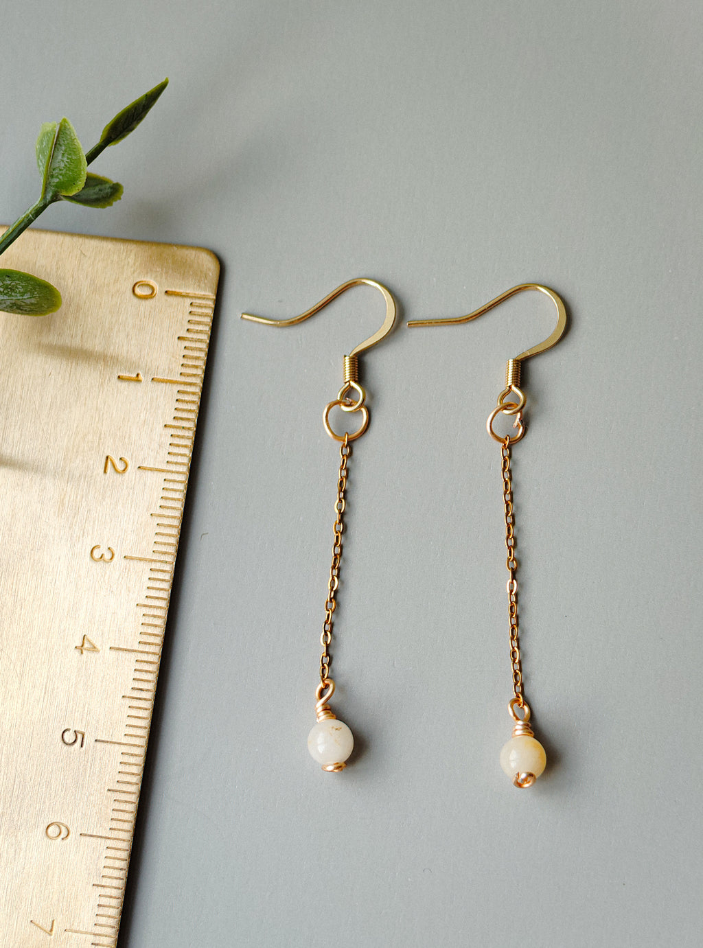 Golden Thread - Dangle - White - Earrings